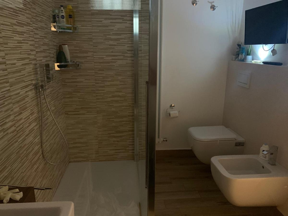 Interno5 Apartment Bari Exterior foto
