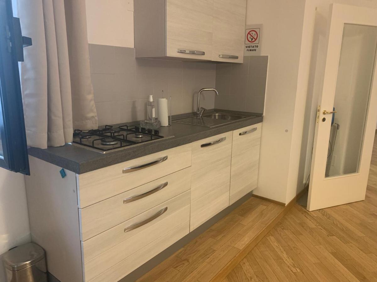 Interno5 Apartment Bari Exterior foto